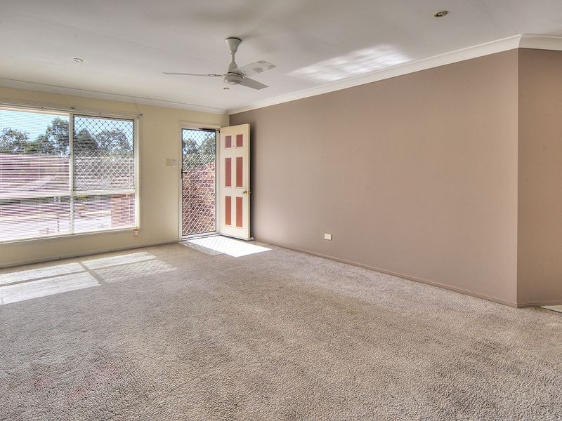 138 Lamberth Road, Regents Park QLD 4118