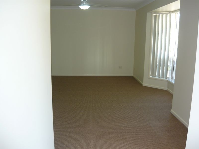 17 Ethion Drive,, Regents Park QLD 4118