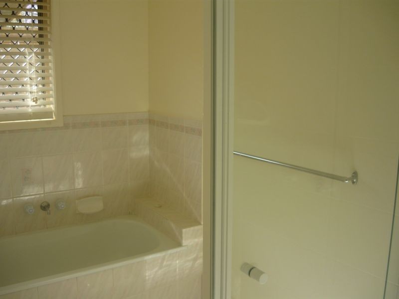 17 Ethion Drive,, Regents Park QLD 4118