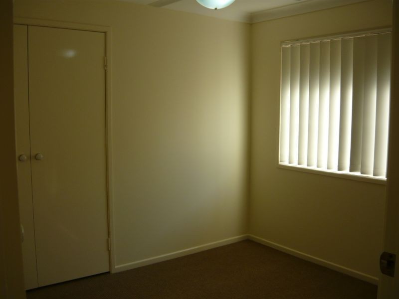 17 Ethion Drive,, Regents Park QLD 4118