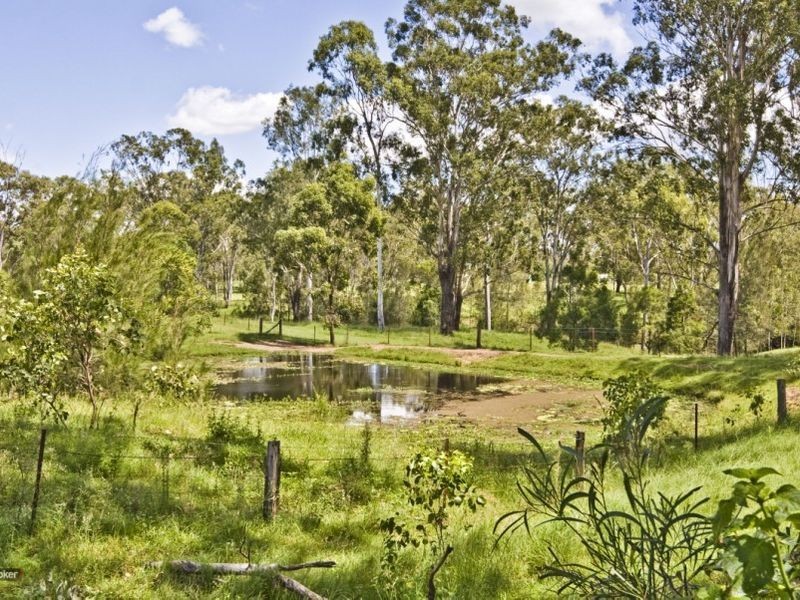 86 Scotts Lane, North Maclean QLD 4280