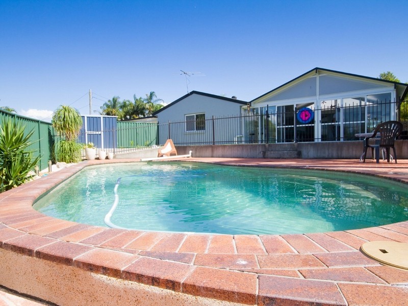 15 Titan Court, Boronia Heights QLD 4124
