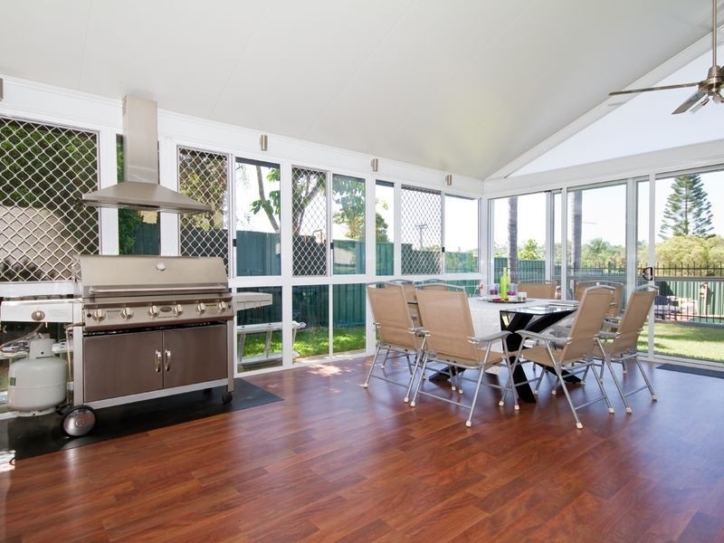 15 Titan Court, Boronia Heights QLD 4124