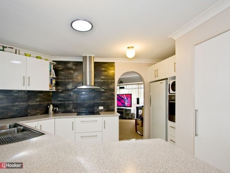 15 Titan Court, Boronia Heights QLD 4124