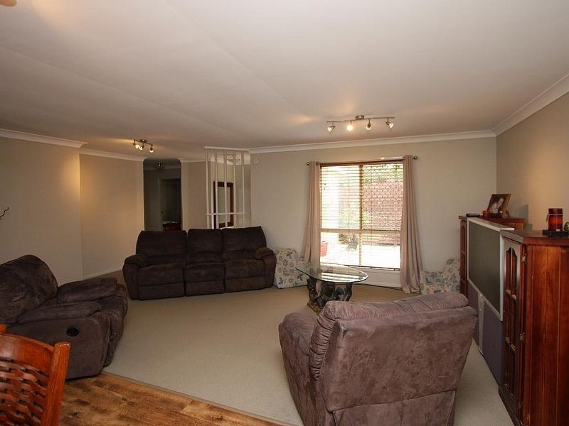 11 Gatland Court, Boronia Heights QLD 4124
