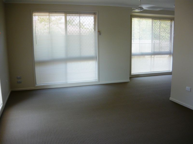 20 Bywater Street, Hillcrest QLD 4118