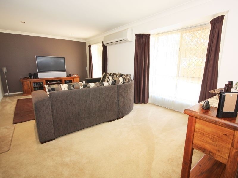 34 Tall Timber Road, New Beith QLD 4124