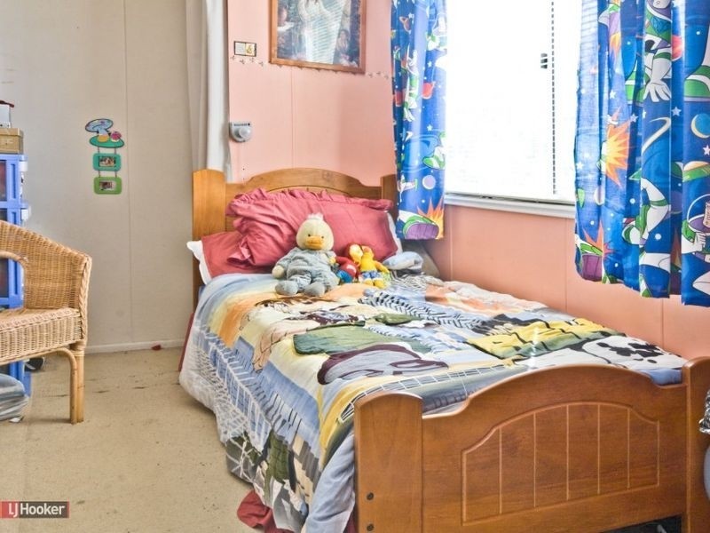 4 Southampton Road, Carole Park QLD 4300