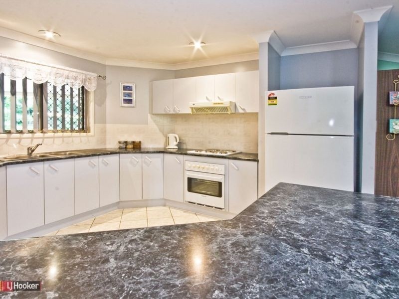 15 Devereaux Road, Boronia Heights QLD 4124