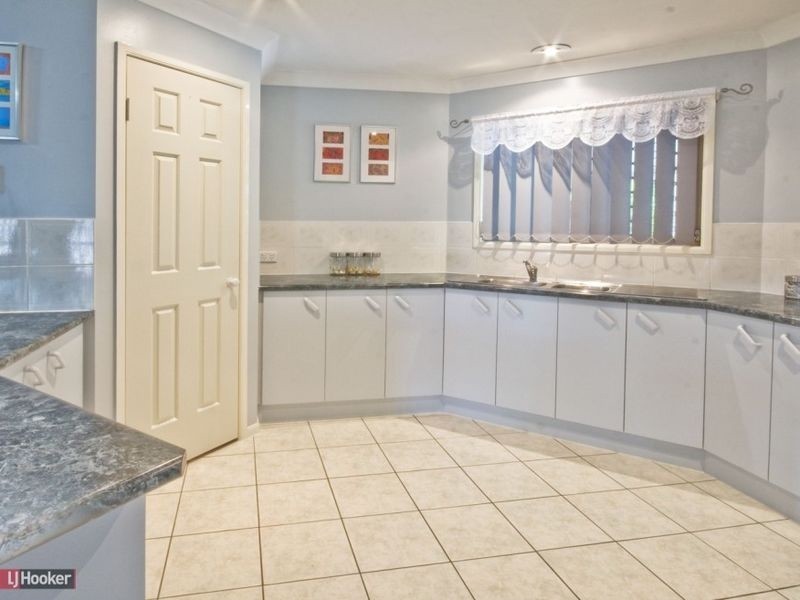 15 Devereaux Road, Boronia Heights QLD 4124