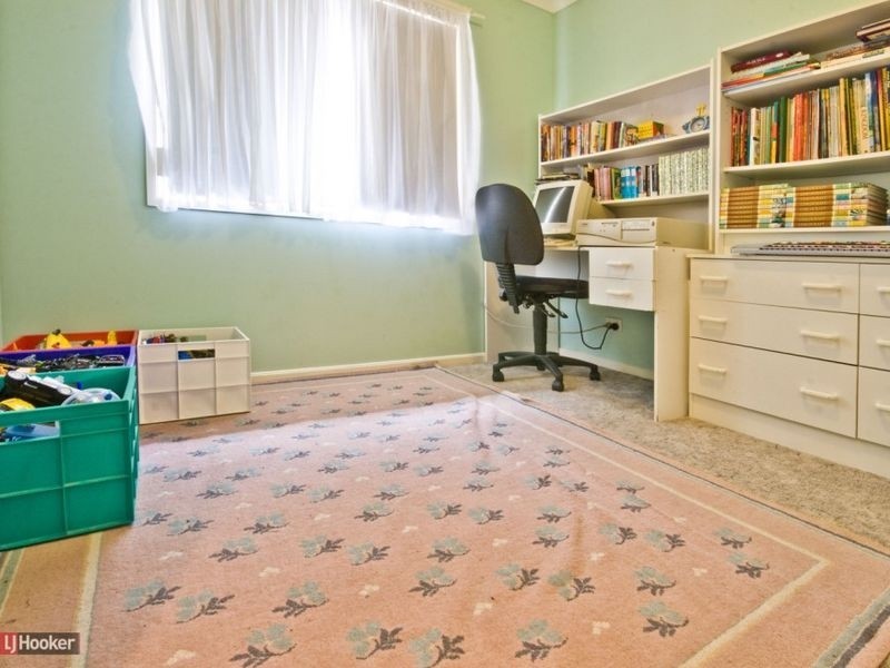 15 Devereaux Road, Boronia Heights QLD 4124