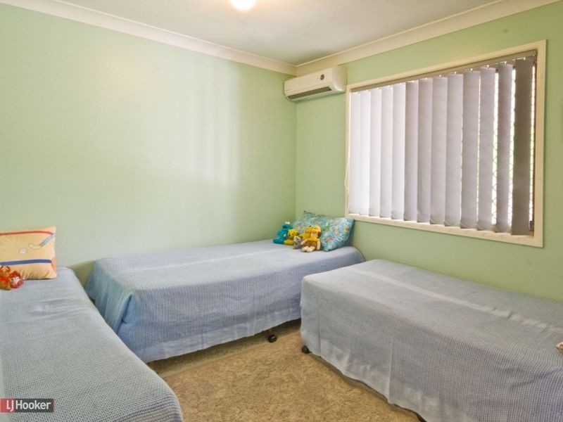 15 Devereaux Road, Boronia Heights QLD 4124