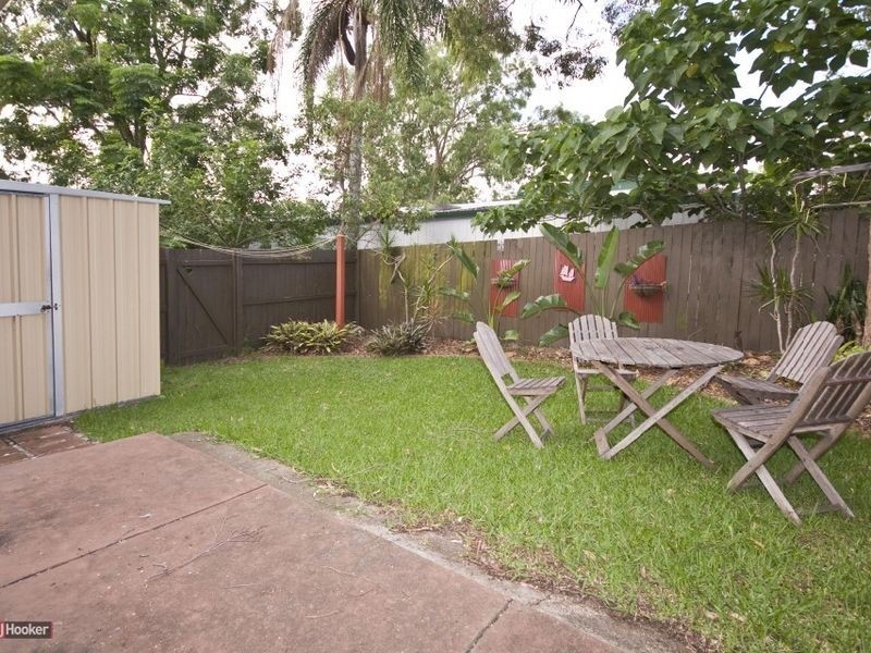 4/3 Costata Street, Hillcrest QLD 4118