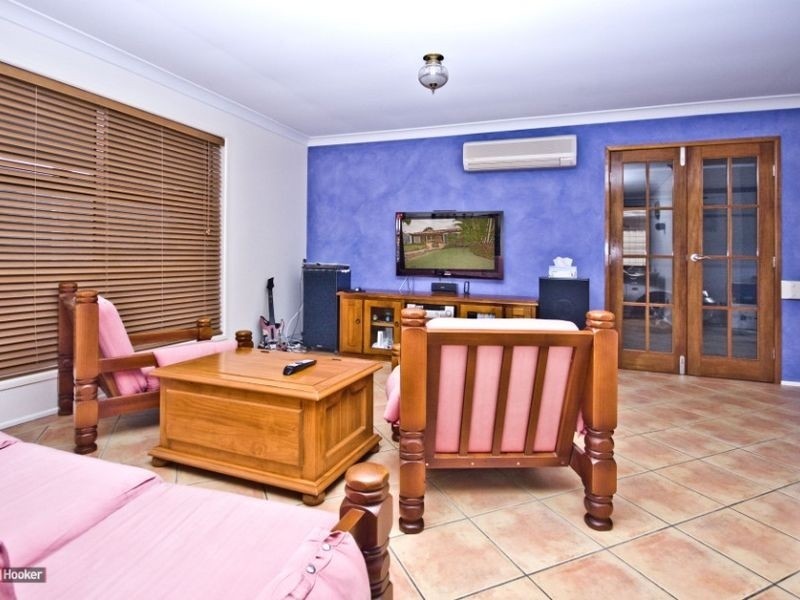 26 Coffey Street, Crestmead QLD 4132