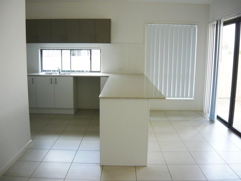 84 Pioneer Drive, Kuraby QLD 4112