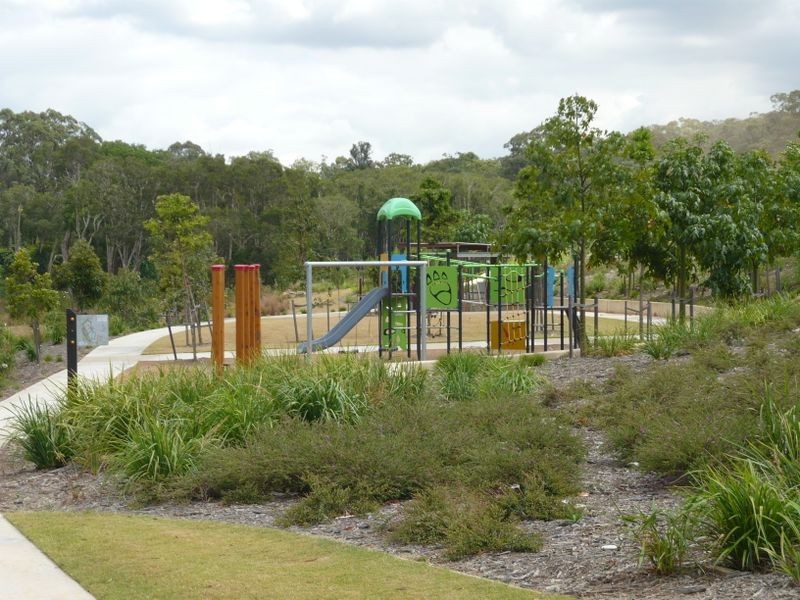 84 Pioneer Drive, Kuraby QLD 4112