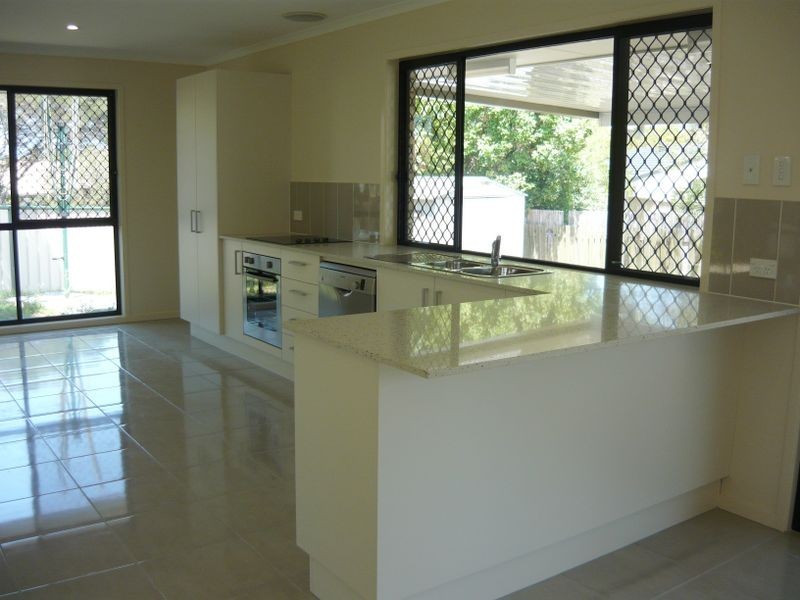 37 Wilton Crescent, Boronia Heights QLD 4124