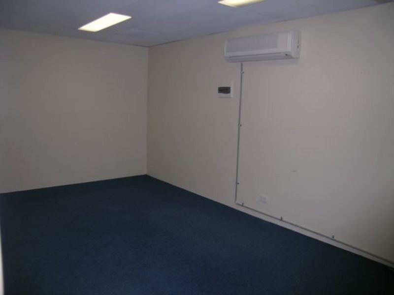 1 Helen Street, Hillcrest QLD 4118
