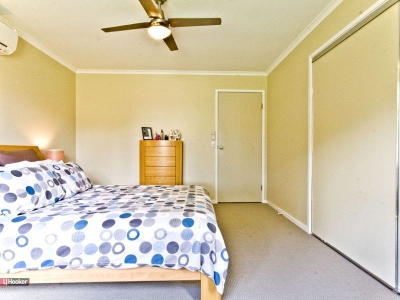 85 Bottlebrush Drive, Regents Park QLD 4118