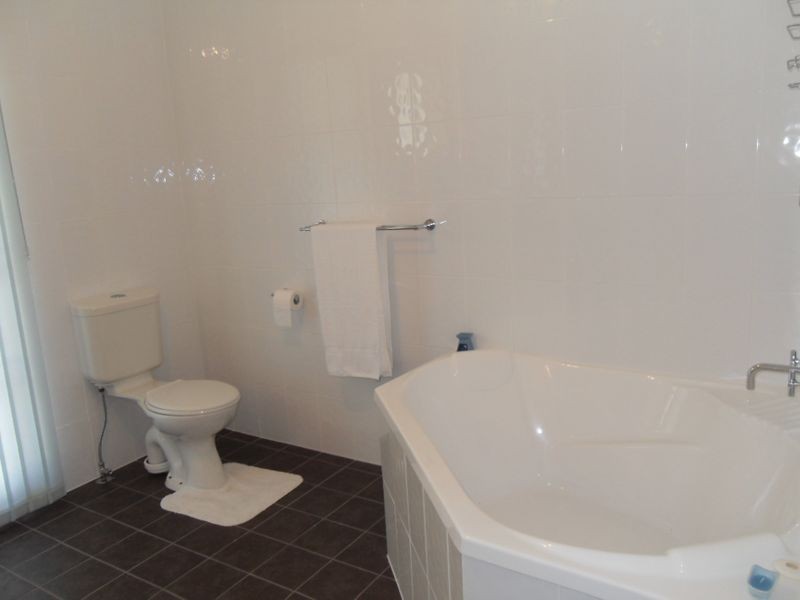 3 Seymore Court, Boronia Heights QLD 4124