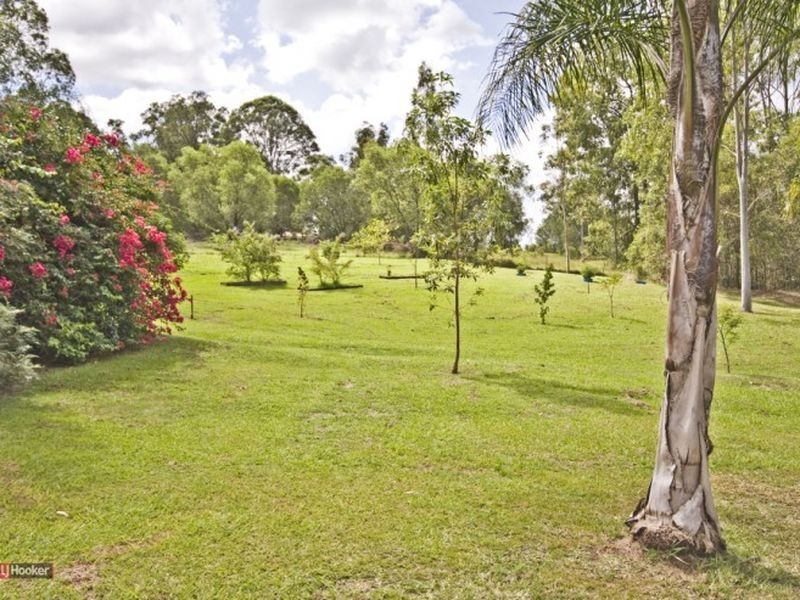 12 Norfolk Drive, Cedar Vale QLD 4285