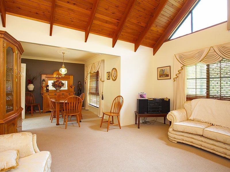 54 Jacaranda Avenue, Boronia Heights QLD 4124