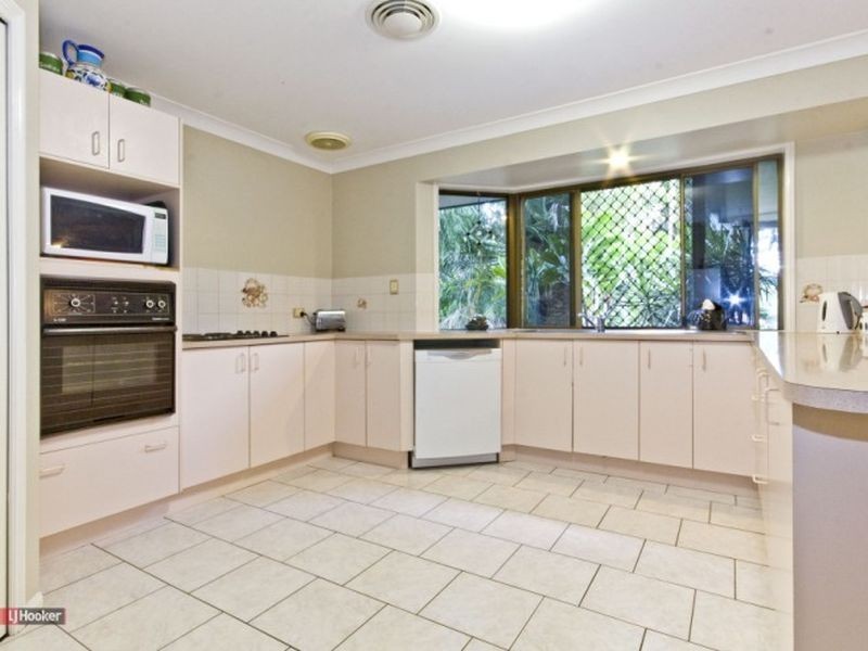 26 Andall Road, Park Ridge South QLD 4125