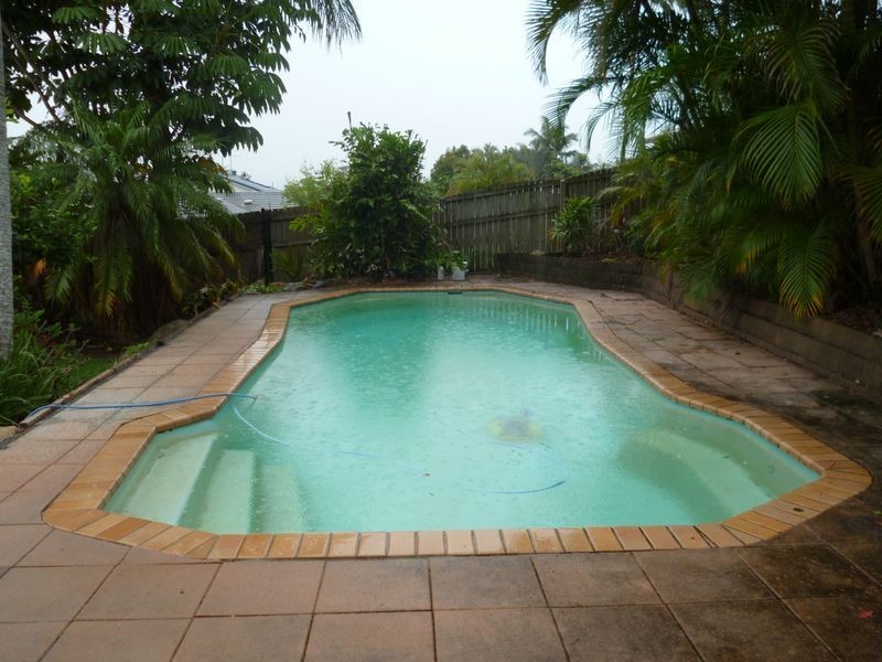 48 Caloola Drive, Springwood QLD 4127
