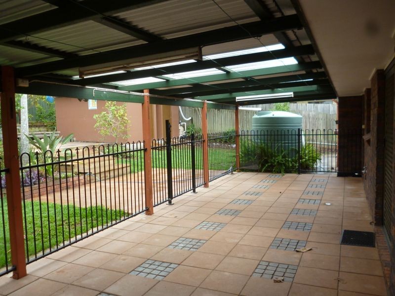 48 Caloola Drive, Springwood QLD 4127