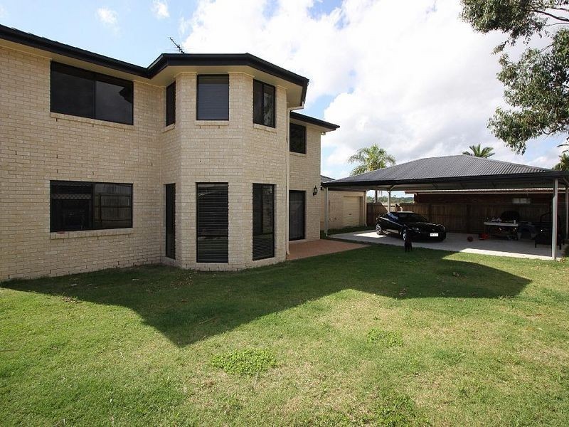 5 Resi Drive, Regents Park QLD 4118