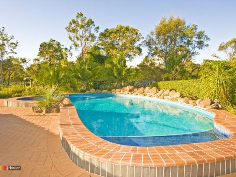 134 Horseshoe Crescent, New Beith QLD 4124