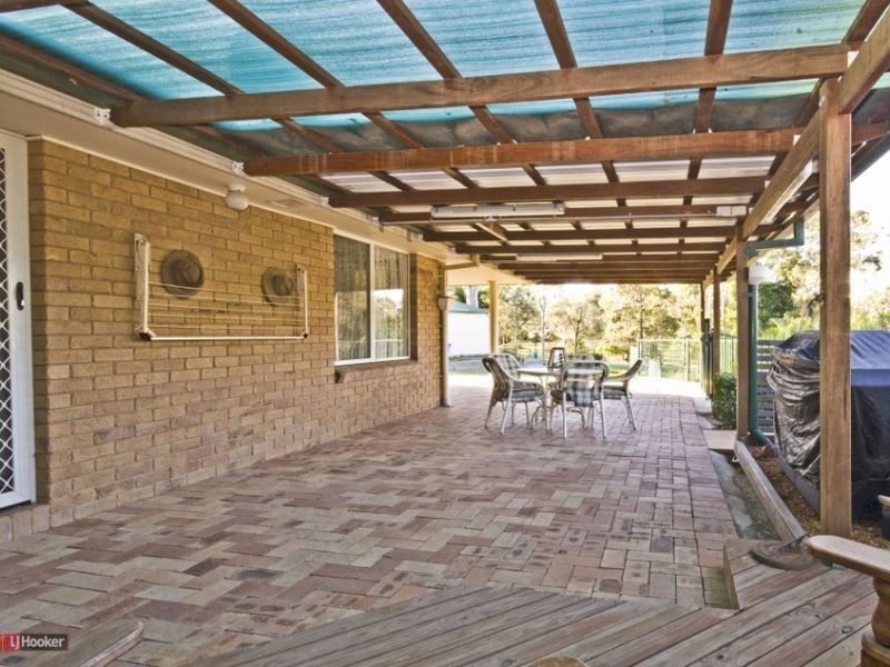 134 Horseshoe Crescent, New Beith QLD 4124