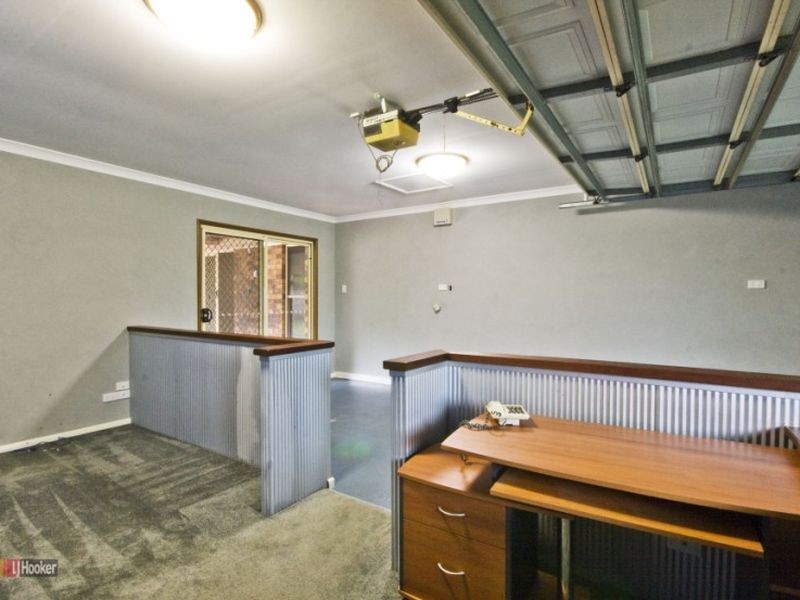 10 Jewel Court, Regents Park QLD 4118