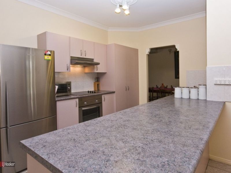 26 Parkside Drive, Crestmead QLD 4132