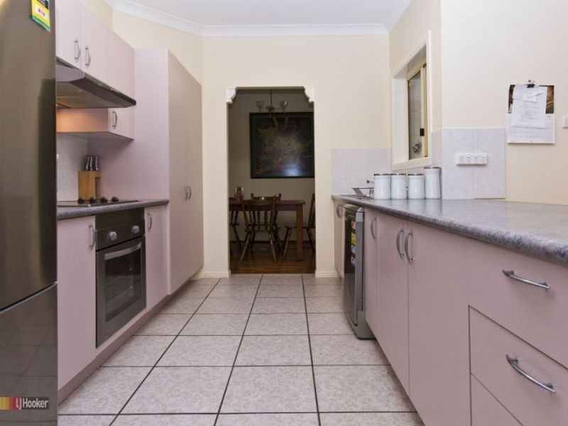 26 Parkside Drive, Crestmead QLD 4132