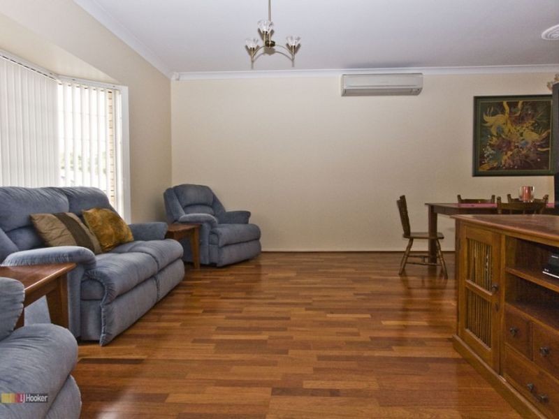 26 Parkside Drive, Crestmead QLD 4132