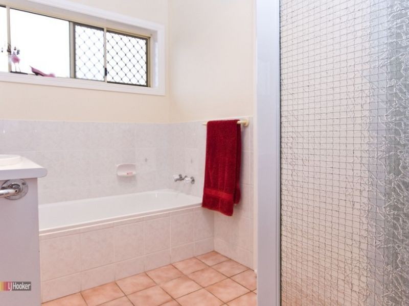 26 Parkside Drive, Crestmead QLD 4132