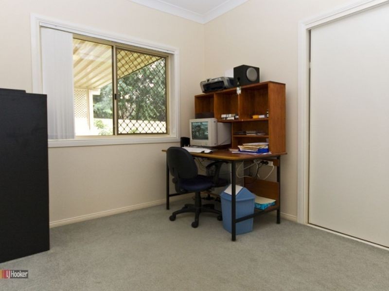 26 Parkside Drive, Crestmead QLD 4132