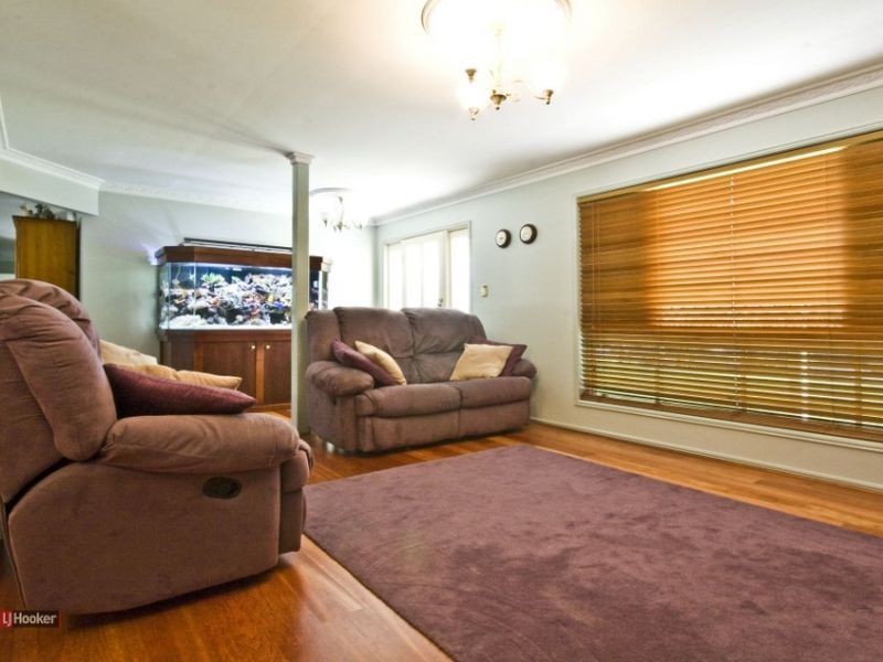 111 Thylungra Road, Park Ridge South QLD 4125