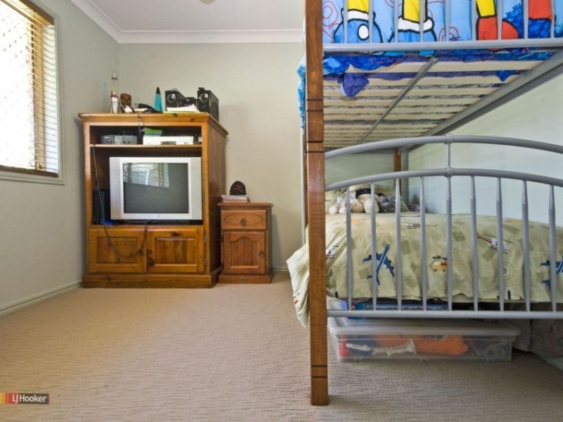 111 Thylungra Road, Park Ridge South QLD 4125