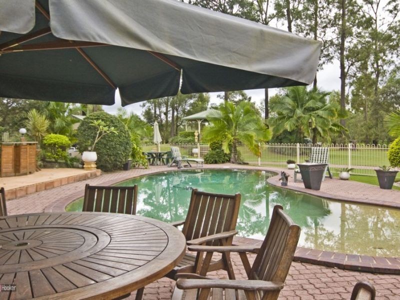 305 Forestdale Drive, Forestdale QLD 4118