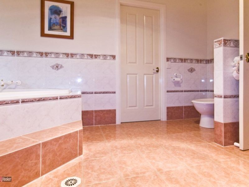 305 Forestdale Drive, Forestdale QLD 4118