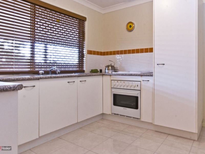 26 Lorraine Street, Crestmead QLD 4132