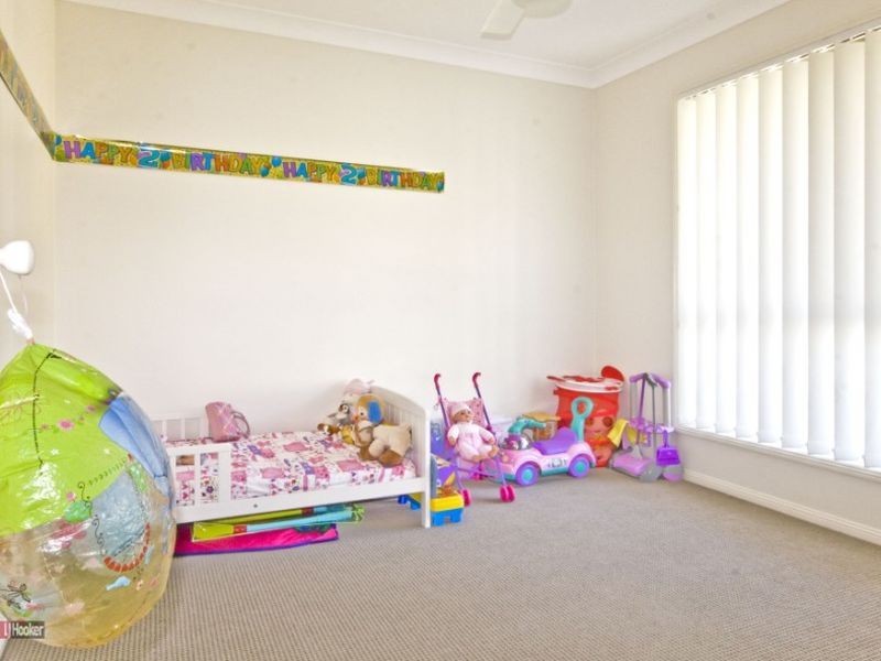 16 Highfields Court, Loganlea QLD 4131