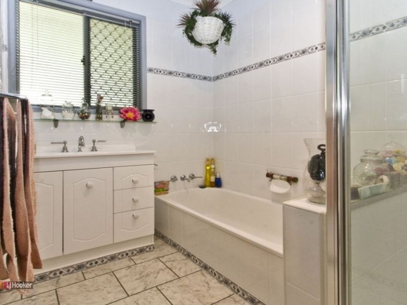 22 Dunblane Drive, Boronia Heights QLD 4124