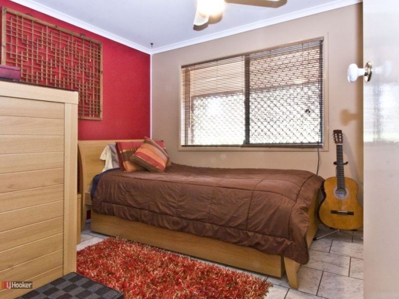 22 Dunblane Drive, Boronia Heights QLD 4124