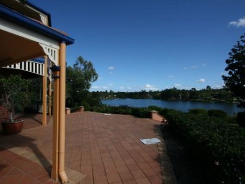 5/3 The Esplanade, Forest Lake QLD 4078