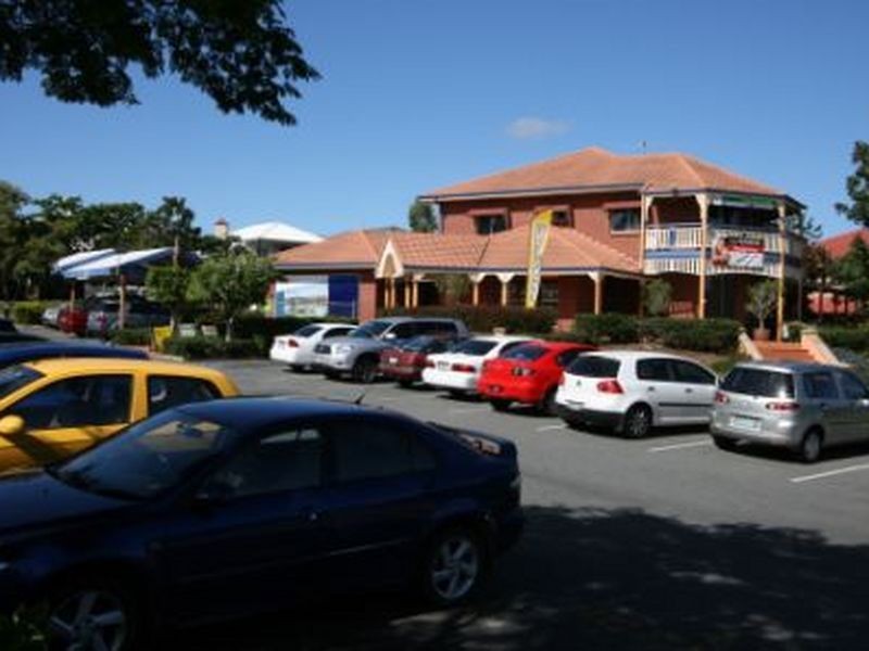 5/3 The Esplanade, Forest Lake QLD 4078