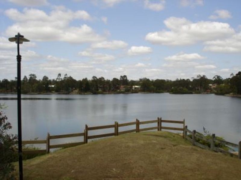 5/3 The Esplanade, Forest Lake QLD 4078
