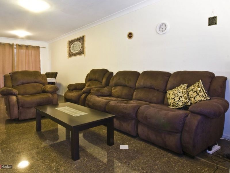 17 Marlow Street, Woodridge QLD 4114